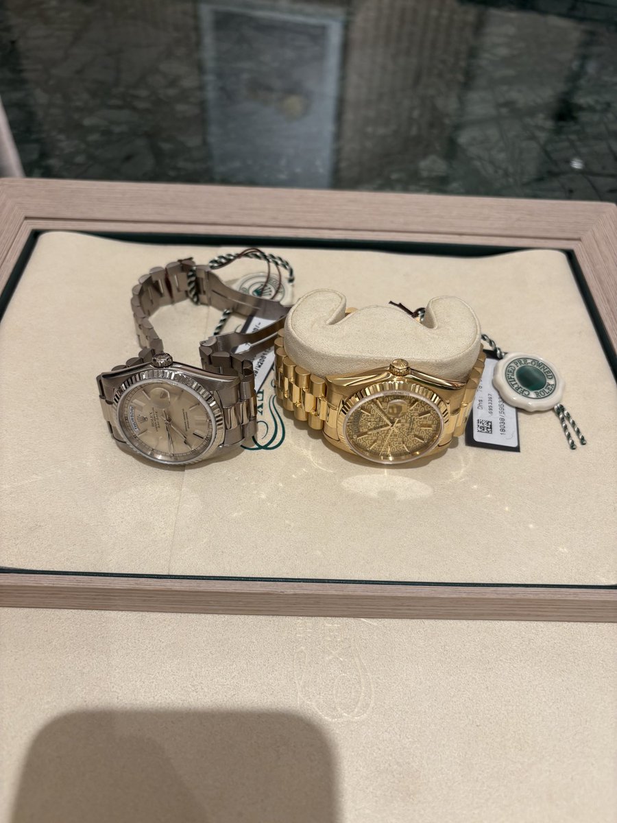 AltcoinShrine's tweet photo. White or Yellow Gold? https://t.co/EvnSnsqhxz
