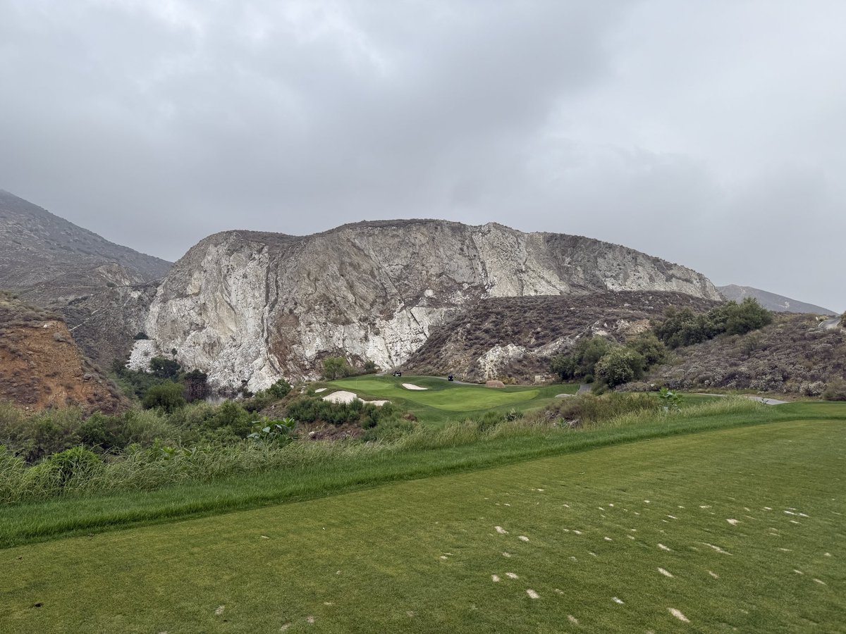Loki_G10's tweet image. God bless golf lol