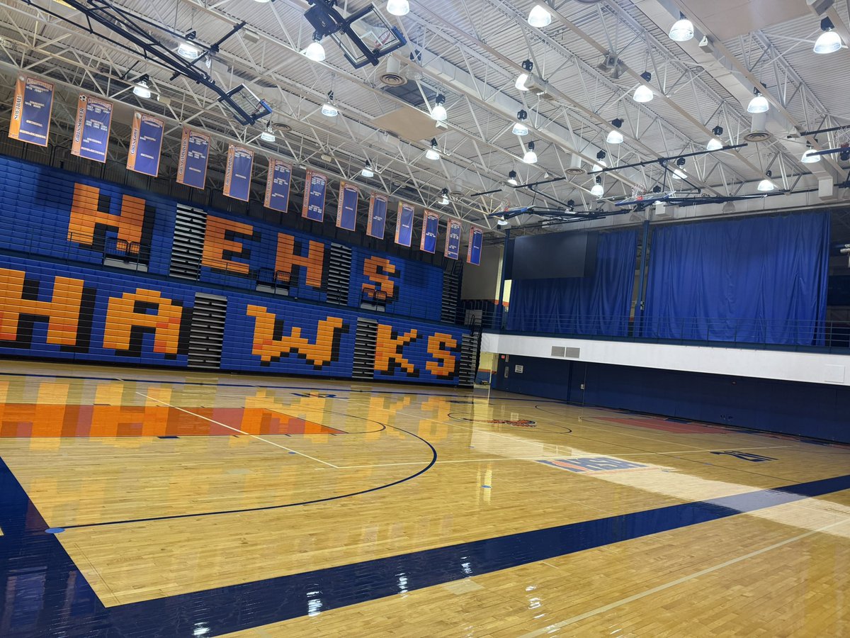 June 🏀 has come to a close &amp; our floor is looking 🧼 after refinishing! With great intention to hard work, details, culture &amp; commitment, our guys built a foundation that’ll pay dividends in the winter. November will be here before we know it. More work until then‼️#Ubuntu 🔷🔶