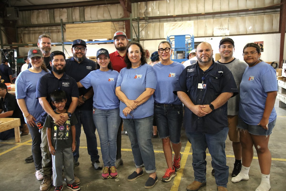 🛏️ Learn more about the Build-a-Bed Building Day collaboration between TSTC's Building Construction Technology program and the United Way of Northern Cameron County. #TSTCproud

Read here ➡️ bit.ly/44m37sd