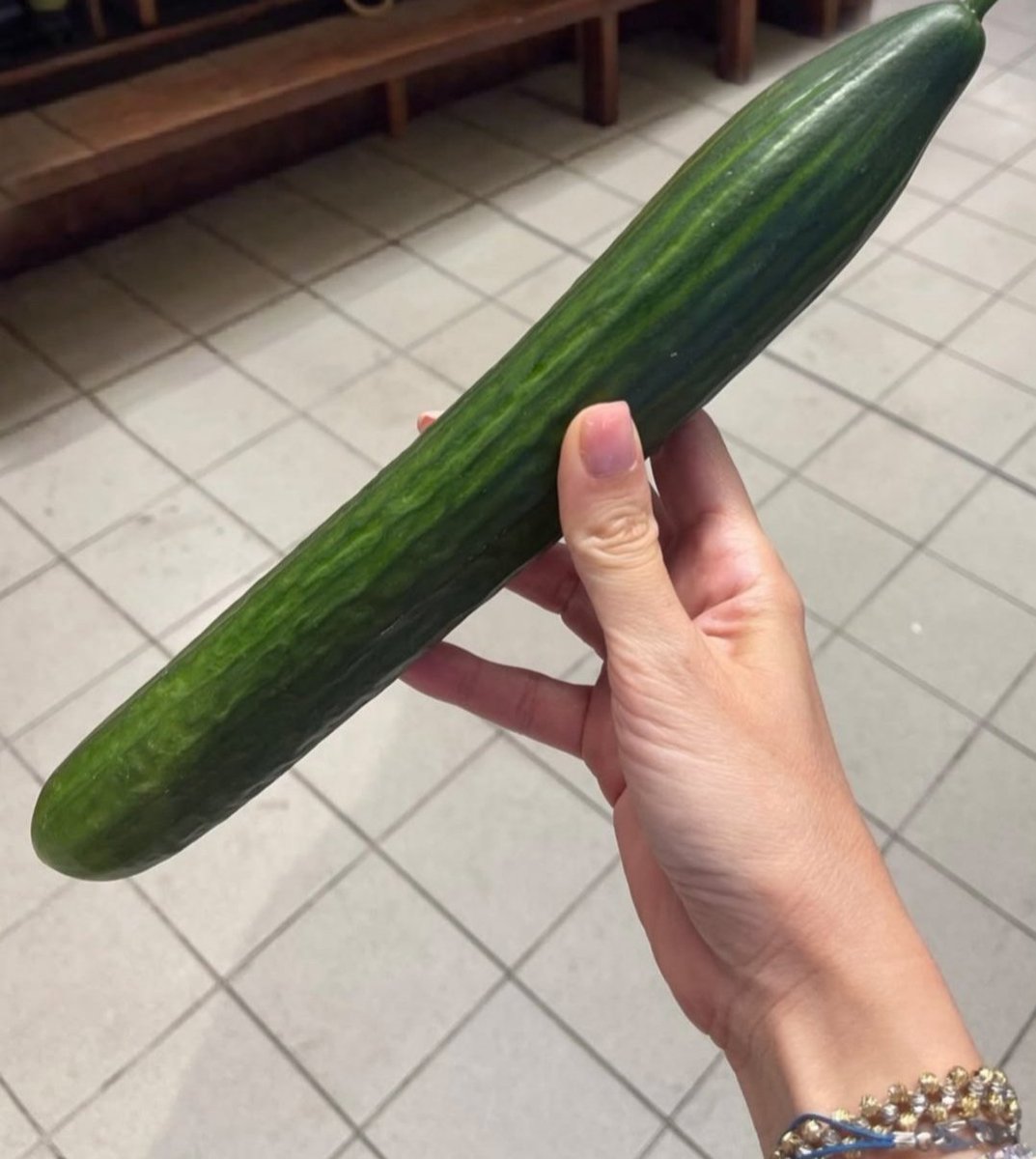 Anlık marketteyim evde salatalık bitti de 💯💯