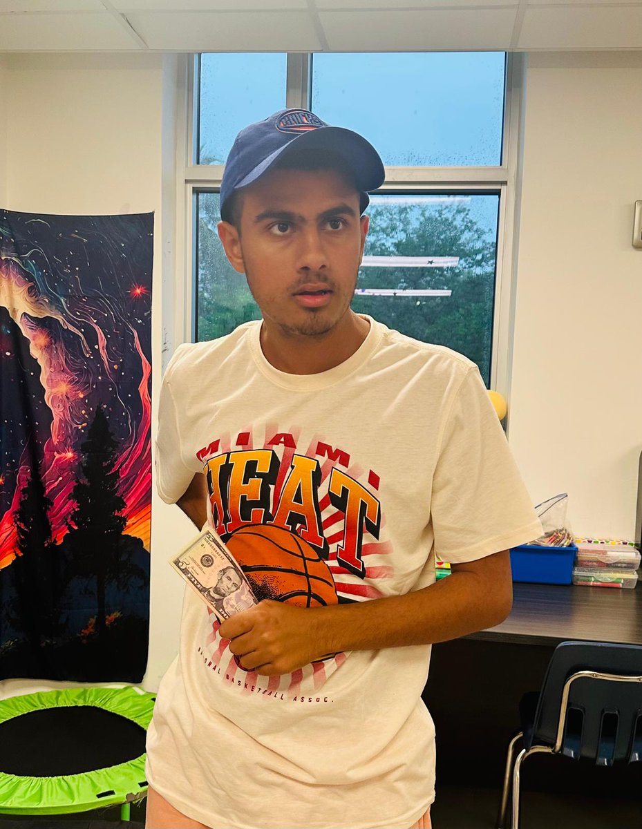 Victory_School1's tweet photo. We love a theme day! Last week we had an NBA theme. Gabriel and Jonathan are representing the Miami Heat team and Xavier sporting legend Michael Jordan T-Shirt. 🏀  Who's your favorite team or player? 

#AutismTVC2025 #VictorySchool #NBA #MiamiHeat #MichaelJordan #BasketballFans https://t.co/w9oan53xoH