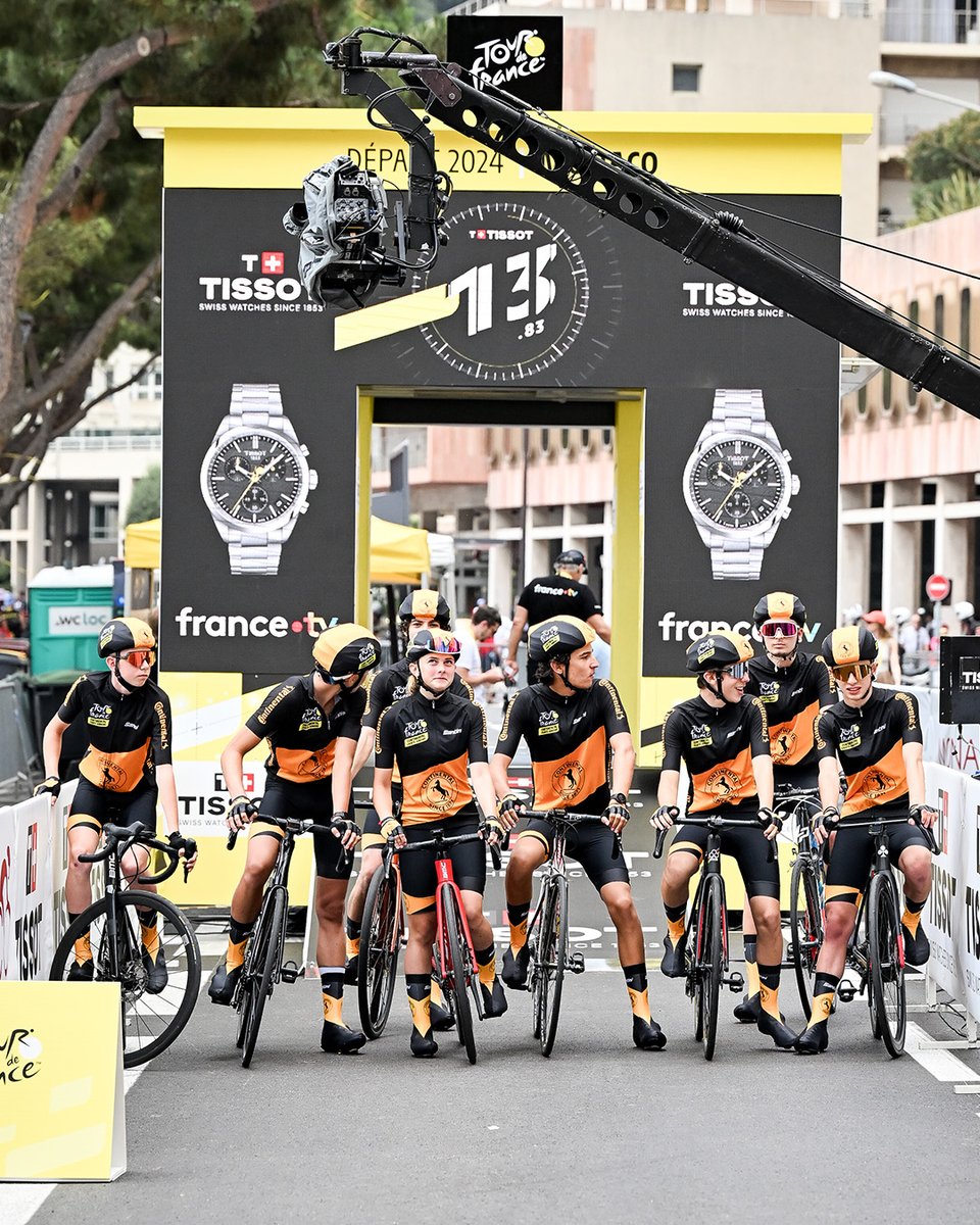 Déjà 7 ans que l'on vous retrouve chaque été sur les routes de France et on ne s'en lassera jamais 🫶

#Continental #Tire #TourdeFrance #TDF2025