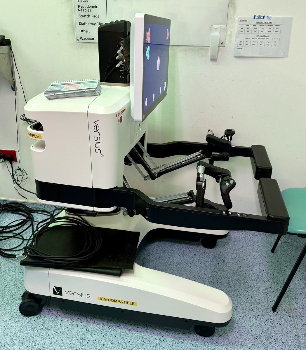 DChu80's tweet image. Grateful to @JamesIVAssoc for travel in #UK: First stop #Cambridgeshire @CUH_NHS hosted by @cam_colorectal @mrhemanjoshi @PowarSurgeON @iannishsadien and talented colleagues - from new robot technologies and approaches to punting and amazing history, great times. Next stop is…