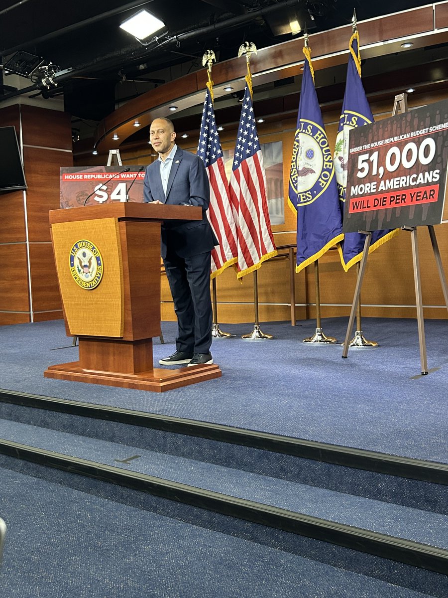 House Minority Leader Hakeem Jeffries, when asked if he plans to use a magic minute to speak against the OBBB:

"All procedural and legislative options are on the table."