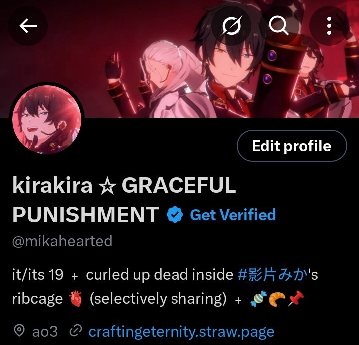 mikahearted's tweet image. spot the difference