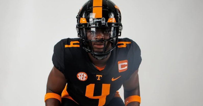 COMMIT: Recent success leads ⭐️⭐️⭐️⭐️ LB TJ White to Rocky Top

🔗 on3.com/teams/tennesse…