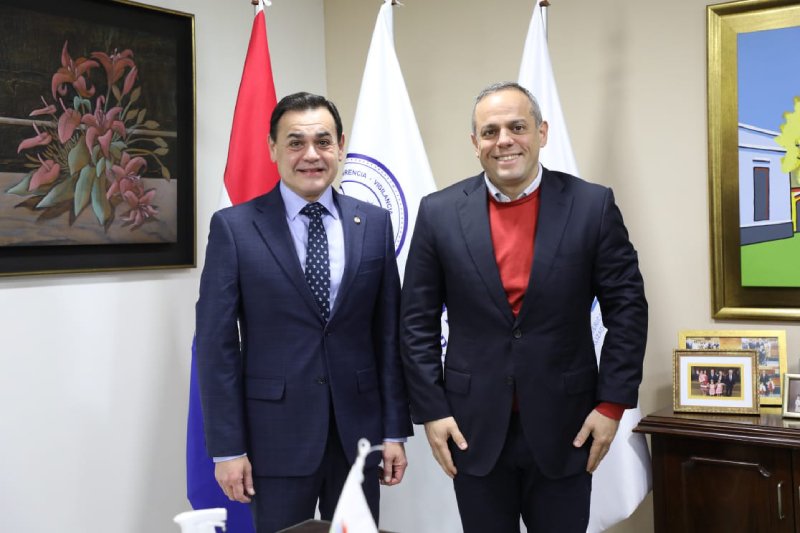 Canciller y contralor abordan desafíos de la nueva Ley de Integridad

➡️lc.cx/V1DPL2