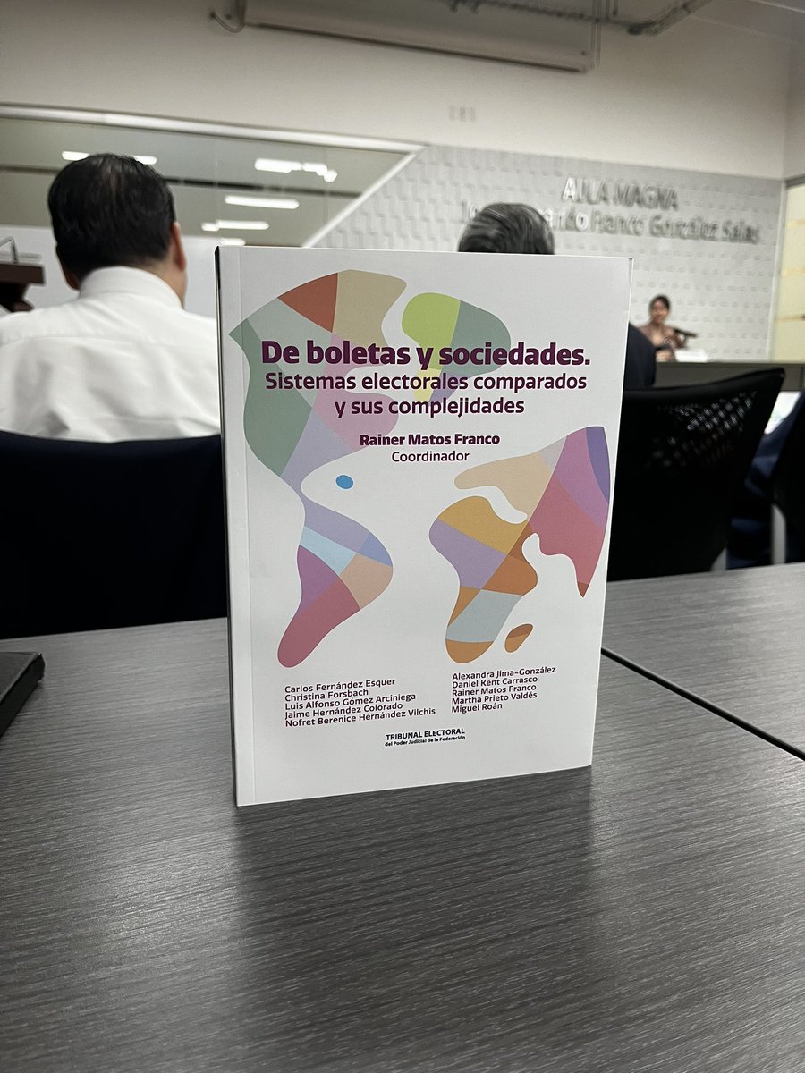 Hoy en la <a href="/TEPJF_EJE/">Escuela Judicial Electoral</a> se presenta este libro, coordinado por <a href="/rainermat/">Rainer Matos Franco</a>. Va de Irak a Rusia, pasando por India, Cuba y Túnez. Lo recomiendo calurosamente.