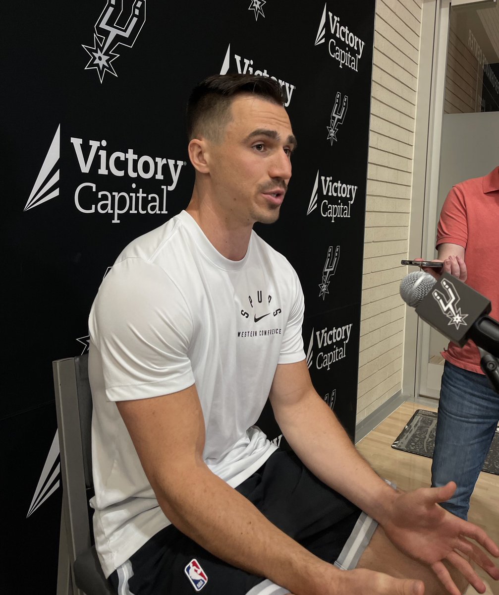 #Spurs Summer League head coach Mike Noyes comes in after being hired by San Antonio as an assistant last year. Hear from Noyes this evening on <a href="/ksatnews/">KSAT 12</a> + <a href="/KsatSportsNow/">KSAT 12 Sports</a>.
