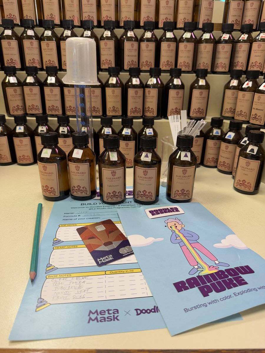 yannau's tweet image. Perks of being a @MetaMask card holder - building your own perfume at @EthCC Thank you for the experience!