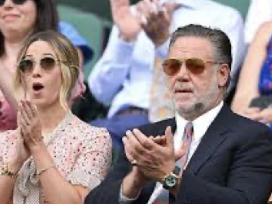 russellcrowe's tweet image. The tie ?
Fraser of Lovat. 
In honour of all the Lord’s Lovat.