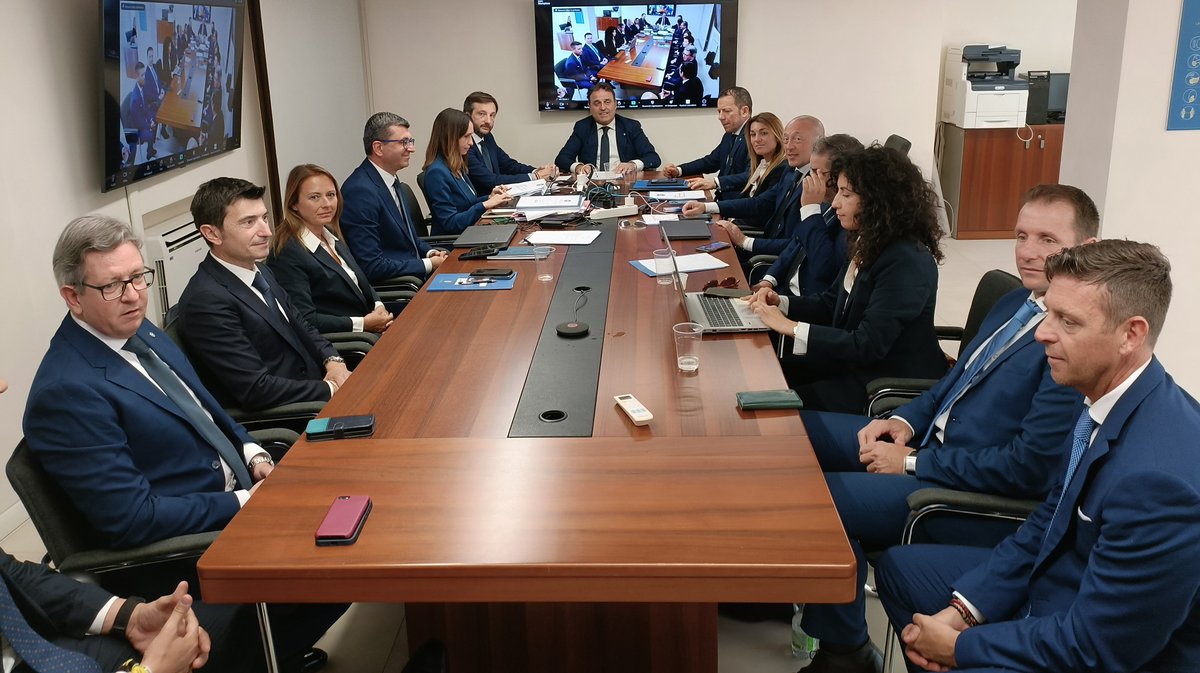 A Roma la riunione del Comitato Nazionale per l'approvazione delle risultanze tecniche di fine Stagione. Leggi la news: aia-figc.it/news/a-roma-la… #arbitri #AIA #calcio #sport