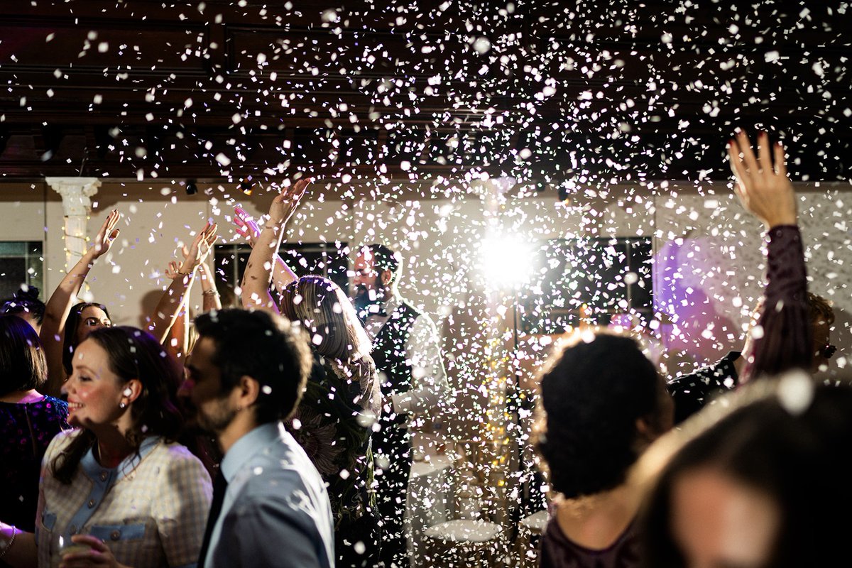 That perfect confetti moment ✨ Captured at Emily &amp; Jules' beautiful day

Photographers @lunaweddingsanna @adambealephotography (together as <a href="/adamandanna/">Adam and Anna</a> )⁠

#weddingvenue #londonvenue #ukvenue #westlondon
