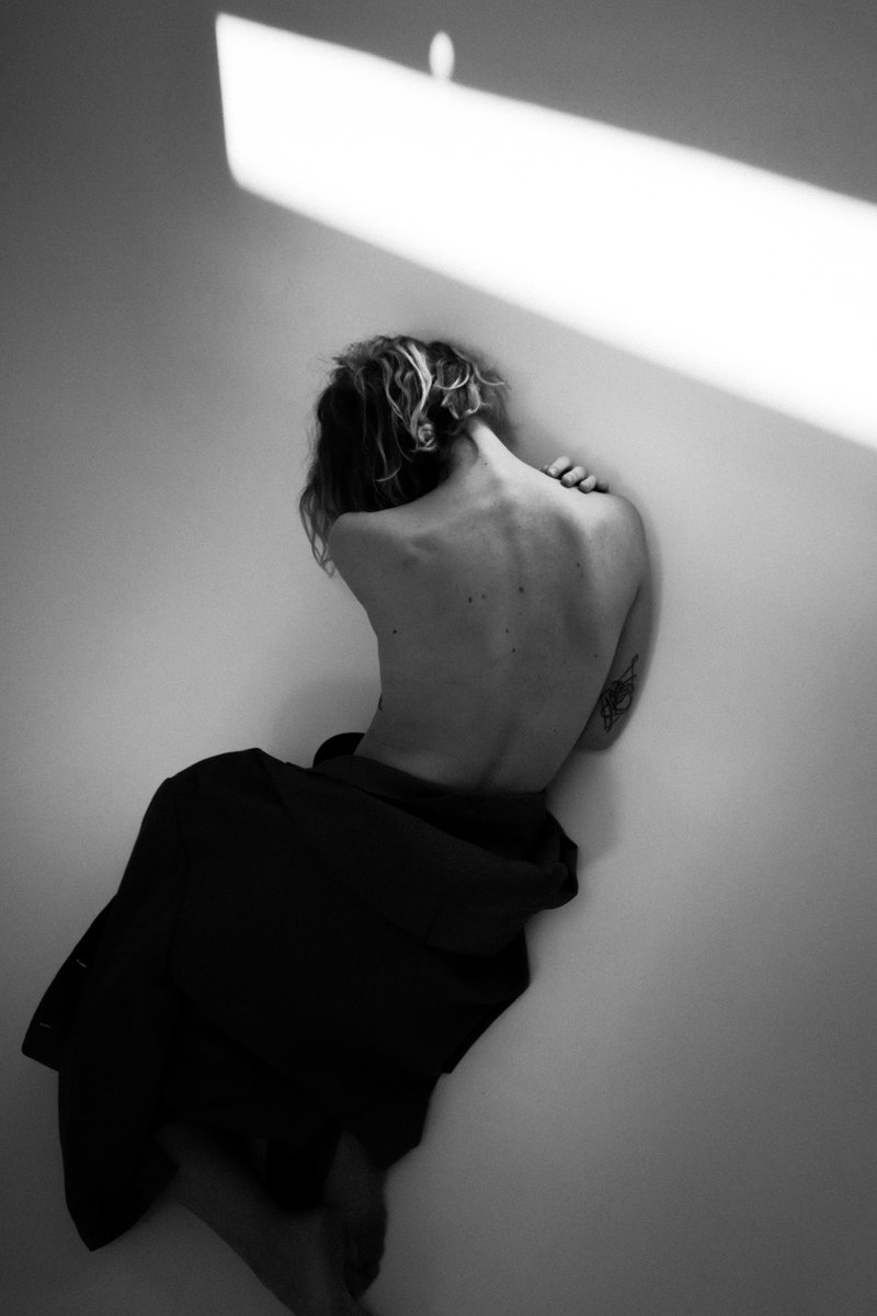 Good night.

Muse <a href="/dasharainsun/">Daria Gaiduk</a> 🖤
I am incredibly pleased to meet you.