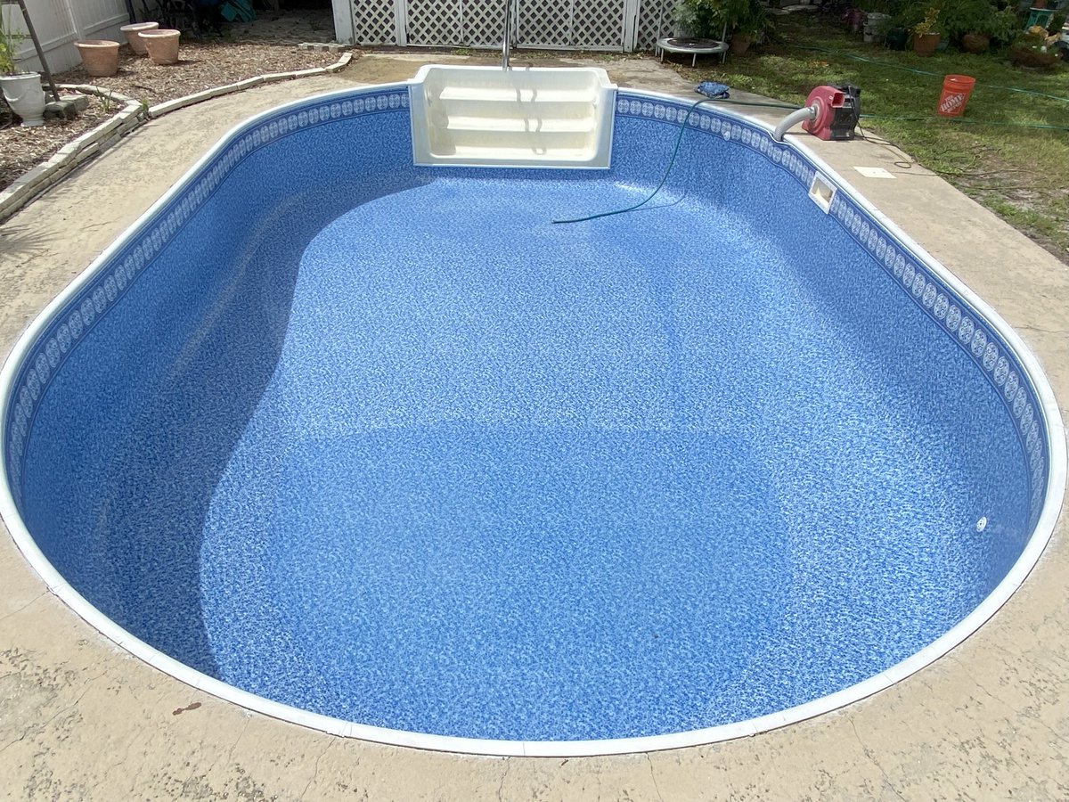 ppalmpools's tweet image. We helped a client revitalize their old pool with a full refurbishment, installing a new track, step strips, Haywood hardware, faceplates, and a stunning Latham Hampton Seaglass Vinyl Liner. #PoolRefresh #LathamHampton