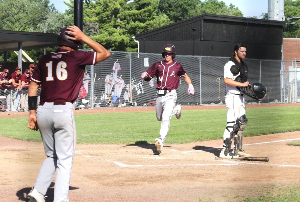 AnkenyFanatic's tweet photo. . @AnkenyBaseball sweeps Dowling in a possible preview of a substate semifinal in 2 weeks: https://t.co/l8MscDGgXr https://t.co/XNuhRGyoIO