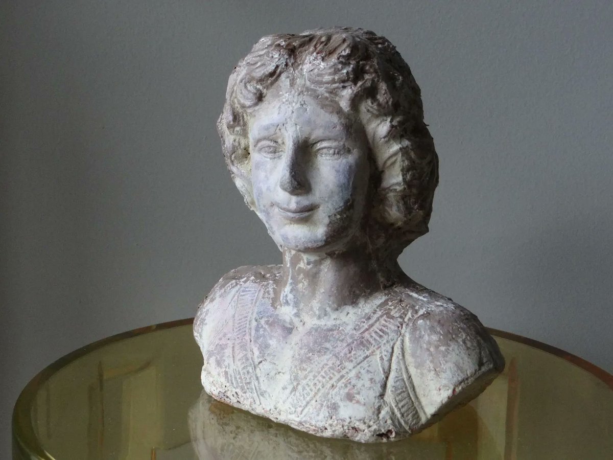 elementsdeco's tweet photo. Terracotta sculpture, bust of a smiling young ephebe, young man in pottery, young Apollo, clay figurine #pottery #terracotta #handmade #ephebe #wiseshopper

itemforsale

https://t.co/SA2v6cnpvd https://t.co/4HQ0nwwTNj