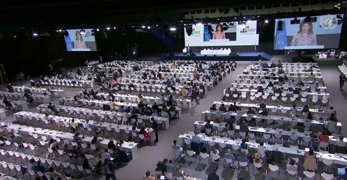 This was the room today at #FfD4 when <a href="/JennyChapman/">Jenny Chapman</a> made her big speech. 

Ouch...

Maybe if the UK supported the global South in the negotiations, rather than block them at every turn and then claim they didn't, there'd be more interest in what the minister had to say today 🤷‍♂️