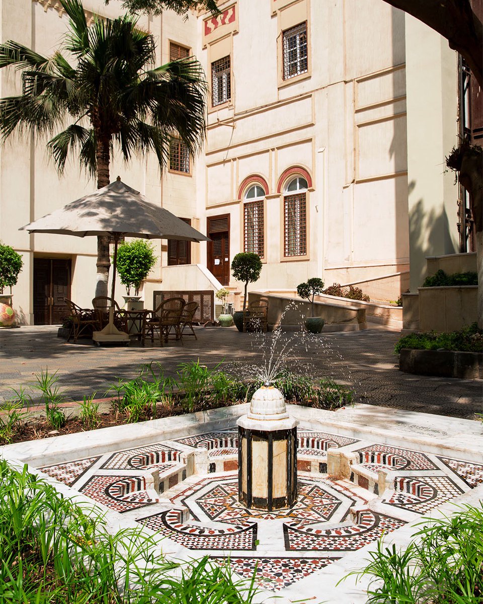 AUC's tweet image. Back where it all began — AUC Tahrir Square Campus still holds its charm. #AUCDriven