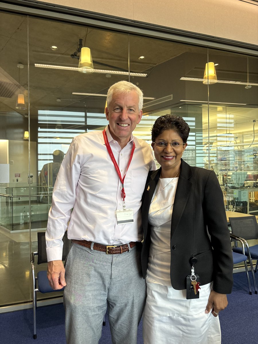 Fischell Institute for Biomedical Devices (@fischellinstumd) on Twitter photo Fischell Institute 🤝 Smith School
Director William Bentley recently met with Wendy R. Sanhai, Ph.D., M.B.A. to discuss the Business of Life sciences and Healthcare for Leaders Program (B-LSHC) at the <a href="/SmithSchool/">University of Maryland Smith School of Business</a>
rhsmith.umd.edu/programs/execu… Fischell Institute 🤝 Smith School
Director William Bentley recently met with Wendy R. Sanhai, Ph.D., M.B.A. to discuss the Business of Life sciences and Healthcare for Leaders Program (B-LSHC) at the <a href="/SmithSchool/">University of Maryland Smith School of Business</a>
rhsmith.umd.edu/programs/execu…