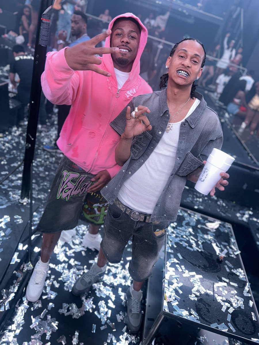 Geezy tweet media