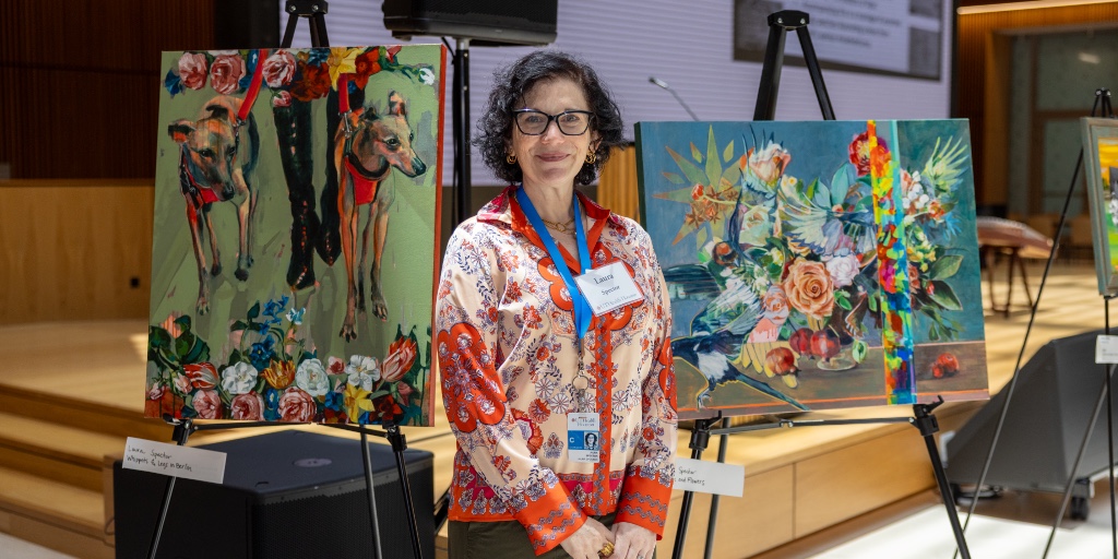 UTHealthHouston's tweet image. Faculty from across #UTHealthHouston shared their talents at the “Uniting Through Creativity” art exhibit on June 24 at TMC Helix Park. Curated by Laura Spector, the event celebrated well-being, humanism, and community through art.
Link: go.uth.edu/UnitingThrough…
