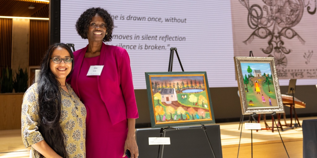 UTHealthHouston's tweet image. Faculty from across #UTHealthHouston shared their talents at the “Uniting Through Creativity” art exhibit on June 24 at TMC Helix Park. Curated by Laura Spector, the event celebrated well-being, humanism, and community through art.
Link: go.uth.edu/UnitingThrough…