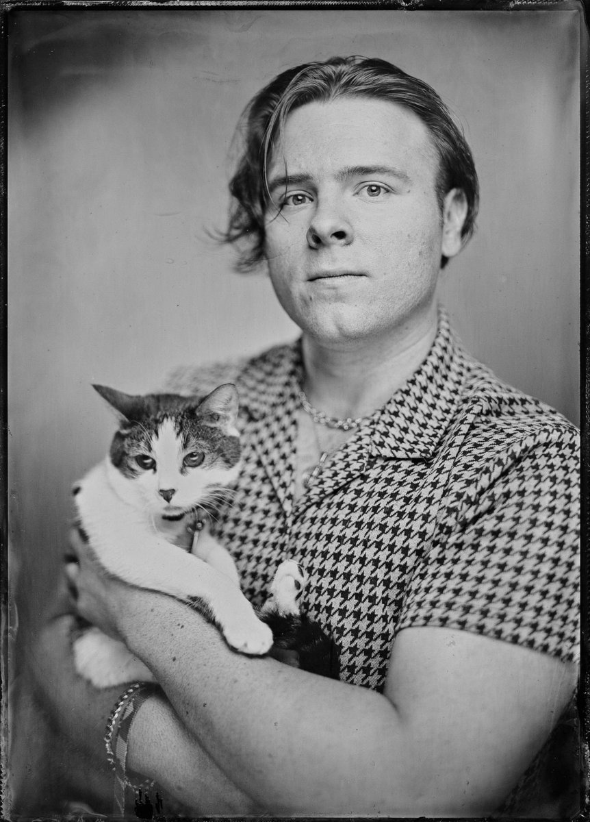 Who doesn’t love a Cat Daddy? 🐱