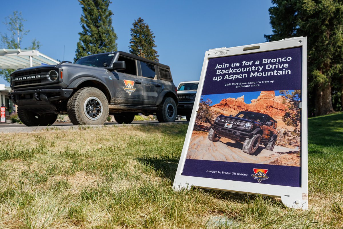 jimfarley98's tweet image. We brought a bit of the Bronco Off-Roadeo experience to @AspenIdeas Festival. Giving attendees trail rides up the mountain!
