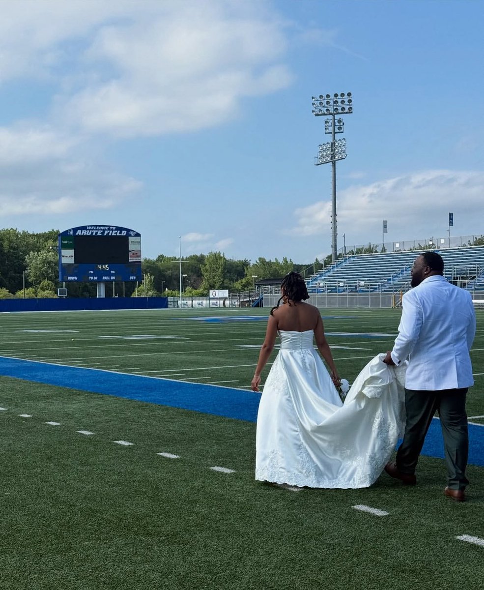 Married my best friend this weekend, it was only right we took it back to the place where we first met 🙏🏿💚 #OneInAWilliams #GoBlueDevils