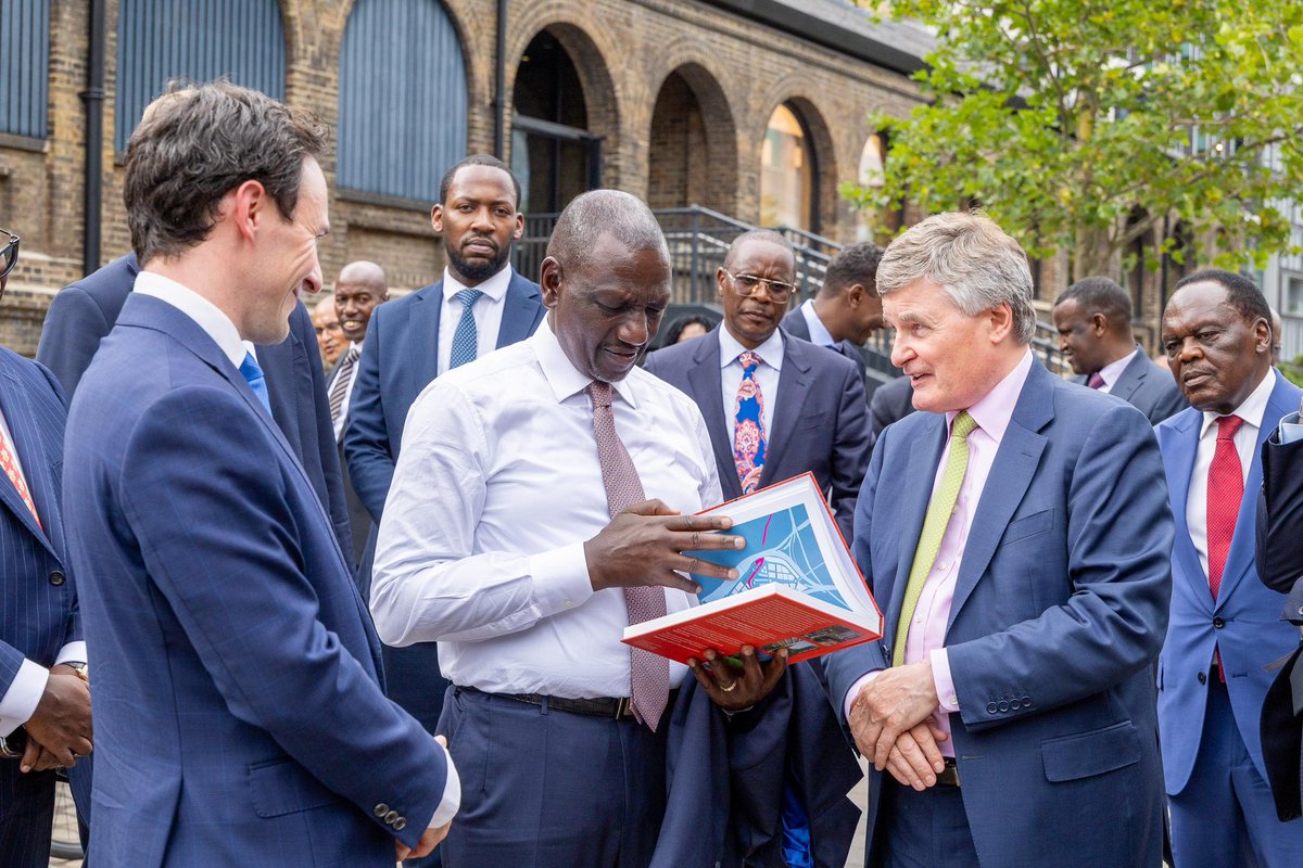 WilliamsRuto's tweet image. In the heart of London, toured the King’s Cross Railway Station, a core travel hub in the United Kingdom.    

We will draw lessons from the UK's thriving system to deliver the Nairobi Railway City, a grand project that will revolutionise our public transport.