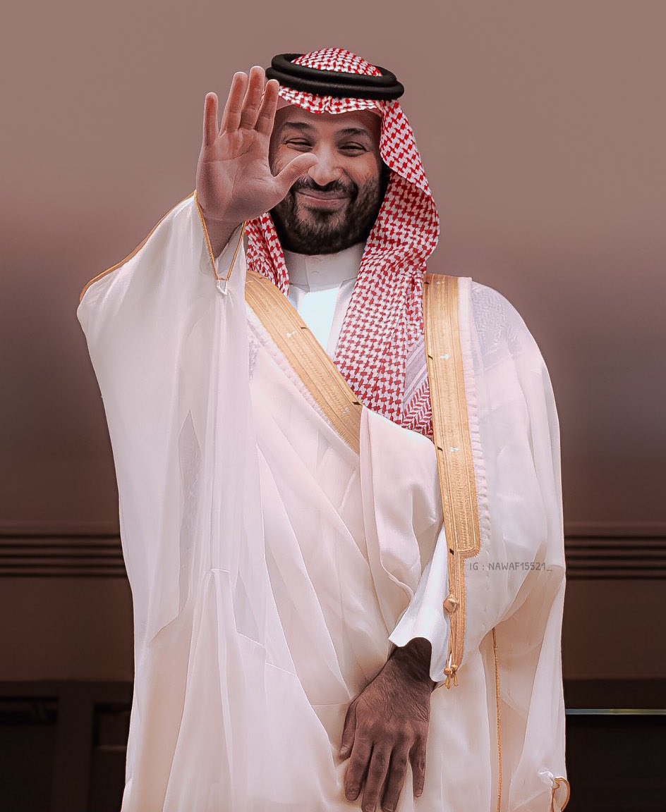 نوّاف (@nu_yasser2) on Twitter photo <a href="/F_BinHithleen/">فهد بن حثلين</a> الله اللي عزنا و الله عطانا
جملة أنعامٍ تحاوطنا بخيرة
وأكبر الأنعام رجلٍ جا معانا
يسطر التاريخ في شبه الجزيرة
صارت احلامه حقايق في سمانا
والسحاب اللي تحالبها غزيرة
شوف عين الأولة تركض ورانا
عقب ما كنا مع العالم أخيرة
بالسياسة سادها و أعمى عدانا
وان بغيتوها اقتصاد افضل مسيرة <a href="/F_BinHithleen/">فهد بن حثلين</a> الله اللي عزنا و الله عطانا
جملة أنعامٍ تحاوطنا بخيرة
وأكبر الأنعام رجلٍ جا معانا
يسطر التاريخ في شبه الجزيرة
صارت احلامه حقايق في سمانا
والسحاب اللي تحالبها غزيرة
شوف عين الأولة تركض ورانا
عقب ما كنا مع العالم أخيرة
بالسياسة سادها و أعمى عدانا
وان بغيتوها اقتصاد افضل مسيرة