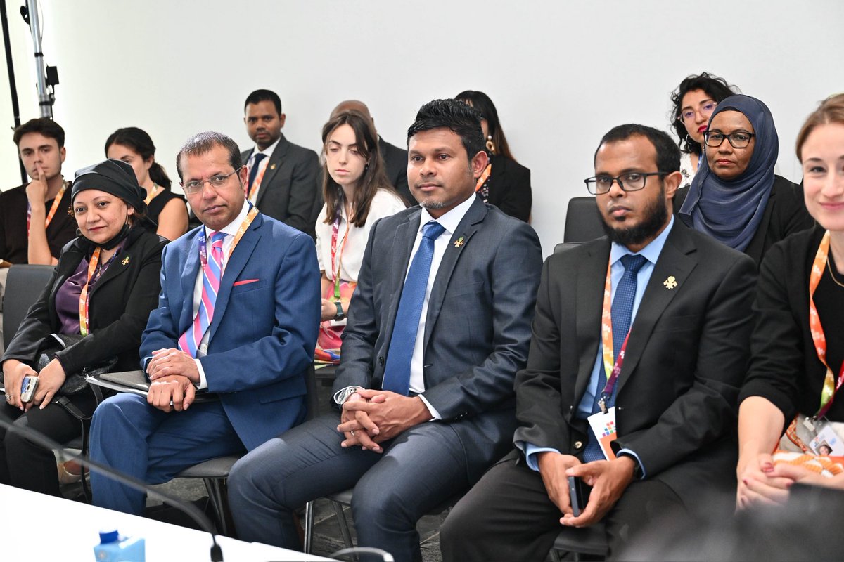 His Excellency Vice President <a href="/HucenSembe/">Hussain Mohamed Latheef</a> delivers remarks at the Maldives Side Event on Blended Finance Opportunities for Marine Biodiversity, held on the sidelines of the Fourth International Conference on Financing for Development (FfD4). In his statement, the Vice President