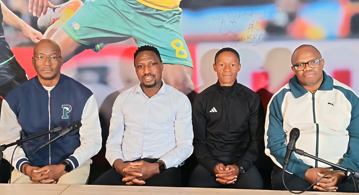 AFC_2025's tweet image. 🚨New Episode Loading🚨

🔶 Former Super Eagles goalkeeper Greg Etafia and coach Calvin Sosibo are back.

🔶 In the next episode of African Football Connect, we preview WAFCON, 

🔶 Sundowns at Club World Cup, Peter Shalulile and MORE.

@Velile_Mnyandu
@BraMahlatse