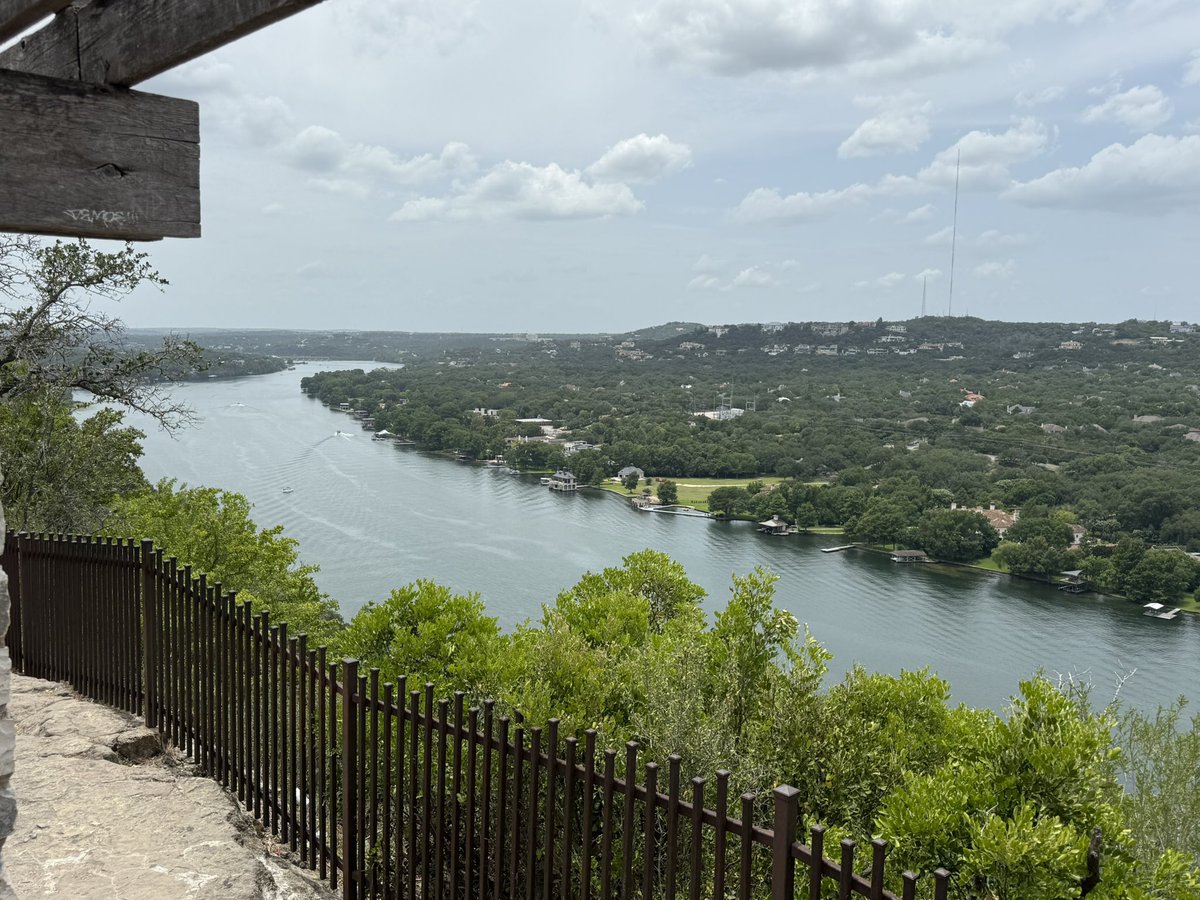 Highest elevation point in Austin view (btw, it’s not that high 🙈)