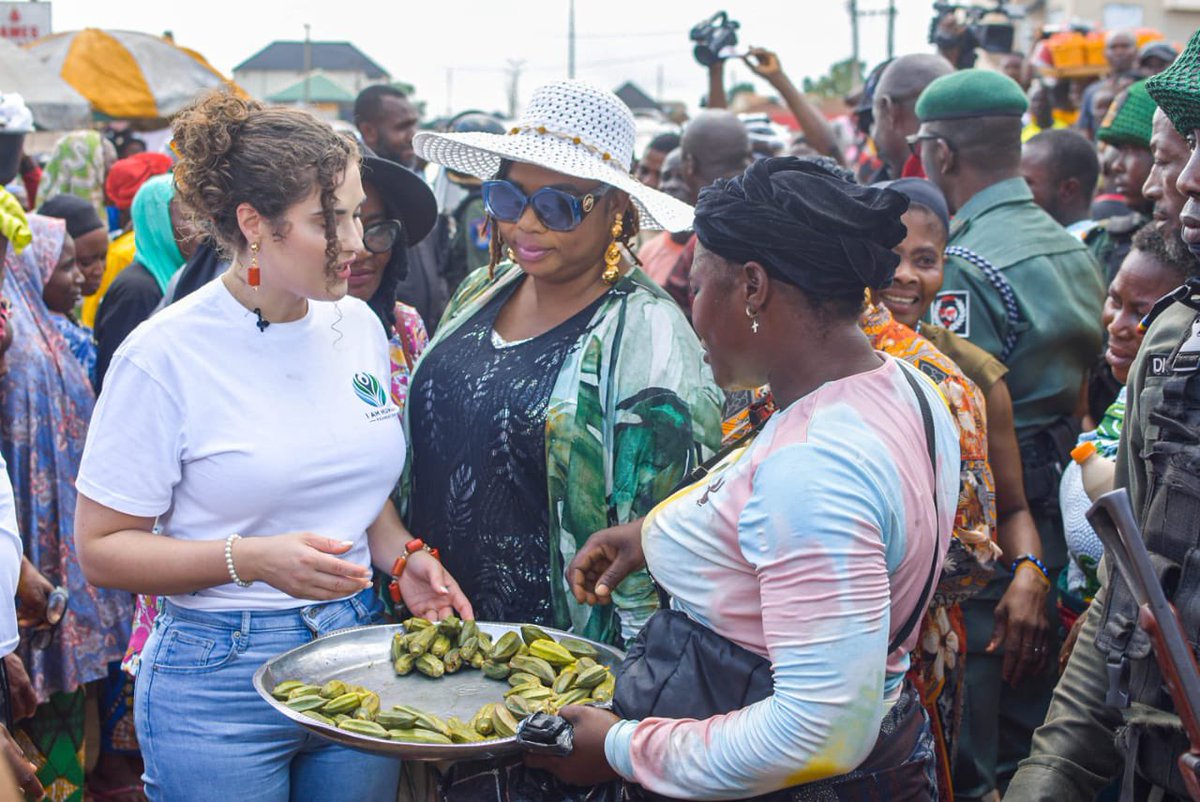 Shalimar (Shallie) Abbiusi (@shallie_abbiusi) on Twitter photo For the love of the people ❤️
We visited the market women of Edo North, Nigeria and supported their trade by cash donations to empower them and expand their business through my foundation <a href="/Iamhumanfdn/">I Am Human</a> . What struck me the most was that majority of the traders are women and For the love of the people ❤️
We visited the market women of Edo North, Nigeria and supported their trade by cash donations to empower them and expand their business through my foundation <a href="/Iamhumanfdn/">I Am Human</a> . What struck me the most was that majority of the traders are women and