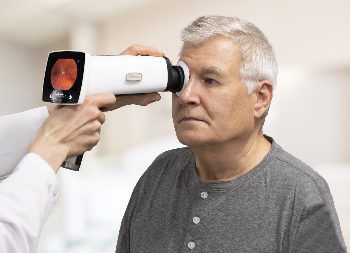 The Optomed Aurora fundus camera has multiple options to suit your needs - whether that's an eye care specialist reading and interpreting images that you take, or FDA approved AI analysis results sent to you in an instant. Contact us for more information: hubs.li/Q03vvBvX0