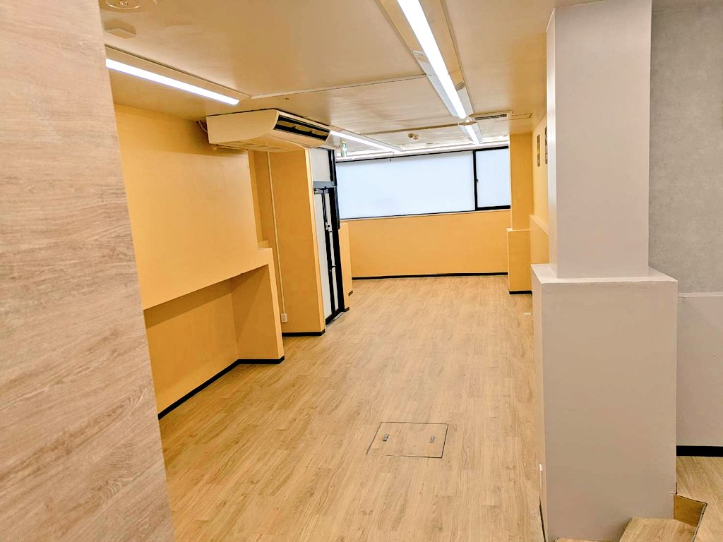 落ち着いたシックな黄色へ……✨

 #弊社イメチェン