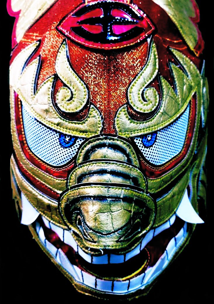 <a href="/orlandocgarcia/">rockerito🇲🇽</a> Shisao <a href="/shisagainaking/">SUPER GAINA-SHISA</a>. He originated in Okinawa Pro, run by Super Delfin, in 2008. When the promotion closed in 2012, he continued to wrestle for various independent promotions in Japan. It’s a truly amazing mask design, made by Lagocean <a href="/LAGOCEANSASAKI/">LAGOCEAN(ラゴーシャン)</a>. #Shisao #Lagocean