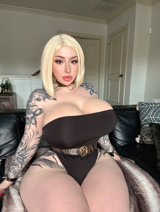 Watch ♡Juliette Michele♡'s leaked NSFW photo on TwXstars