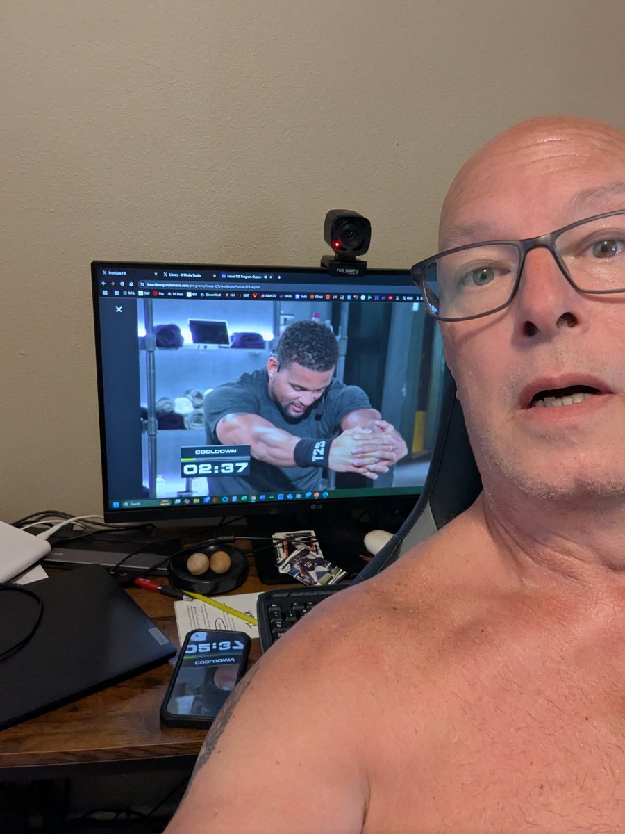 LanceO47032013's tweet image. It's been years since I have worked out . Honestly since July 2021 where I did workouts for 2 weeks while on quarantine for being a close contact.
This week I have completed 3 Focus T-25 workouts. Feels great to get done.
