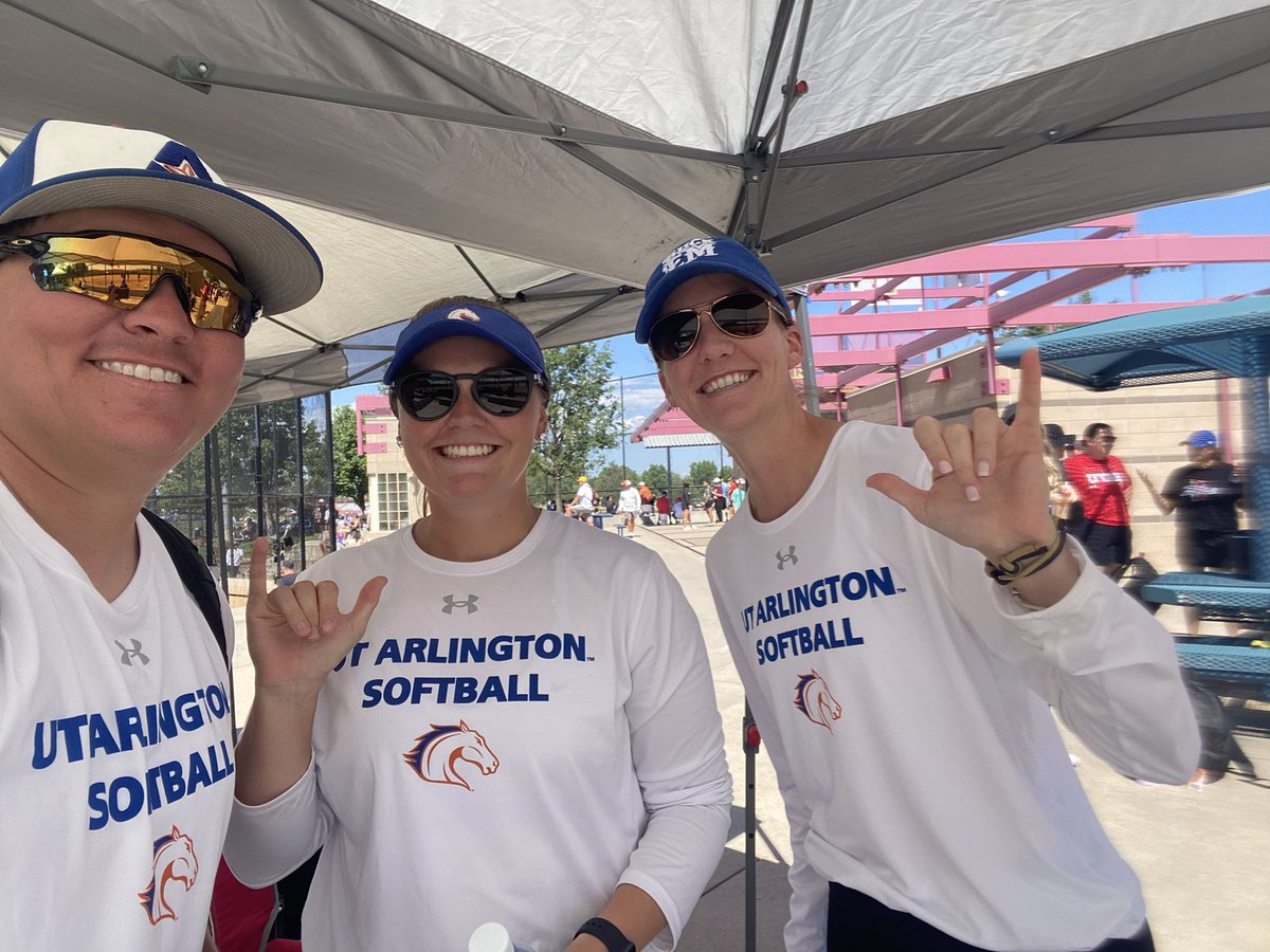 UTA Softball tweet media