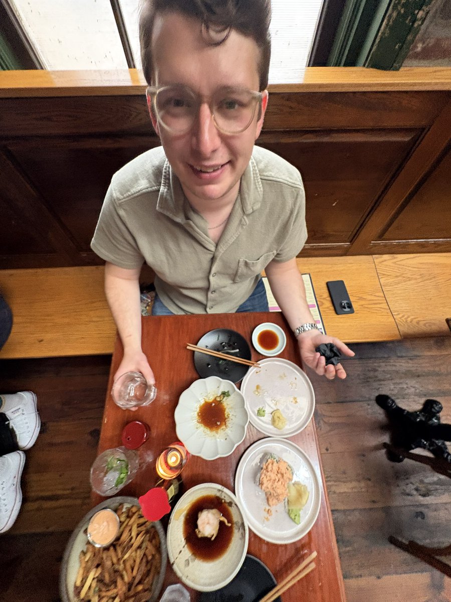 emacncheez's tweet photo. Someone put this man in jail he made me eat raw fish https://t.co/rLiq8ELqyy