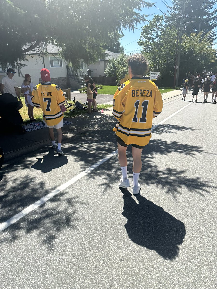 HAPPY CANADA DAY 🍁

We had a blast at the North Delta Canada parade this afternoon. We were handing out youth tickets and a bunch of tickets to our home opener! Was great to see you all today and can’t wait to see everyone at Sungod in September!

#deltahawkey