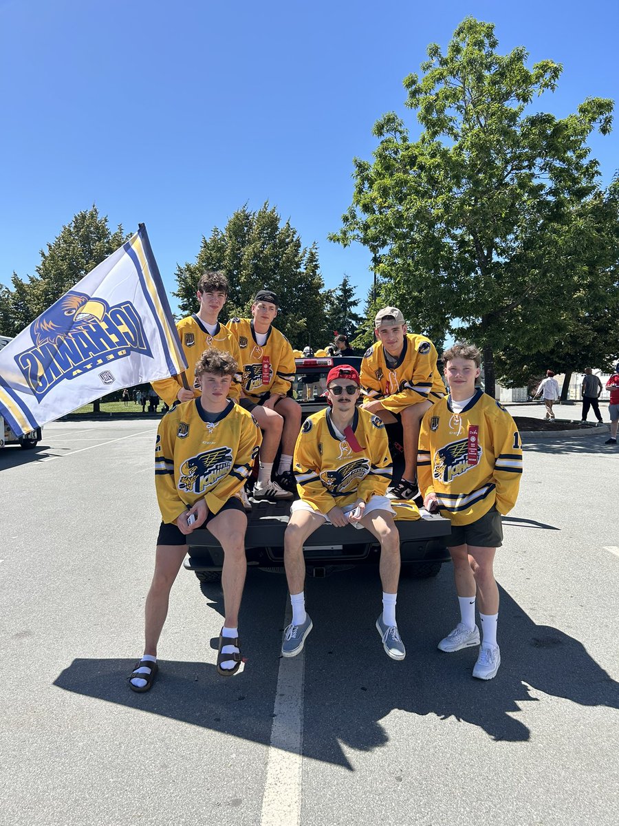 Delta Ice Hawks tweet media