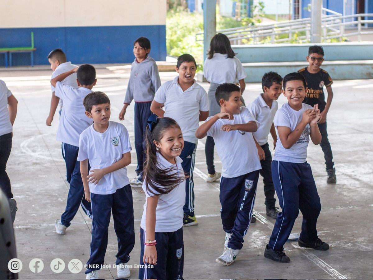 Charlas de Sensibilización sobre Prácticas Deportivas

Con entusiasmo y participación activa, estudiantes de Primaria del Centro Escolar José Dolores Estrada fueron protagonistas de una jornada de aprendizaje y reflexión sobre la importancia del deporte para una vida saludable.