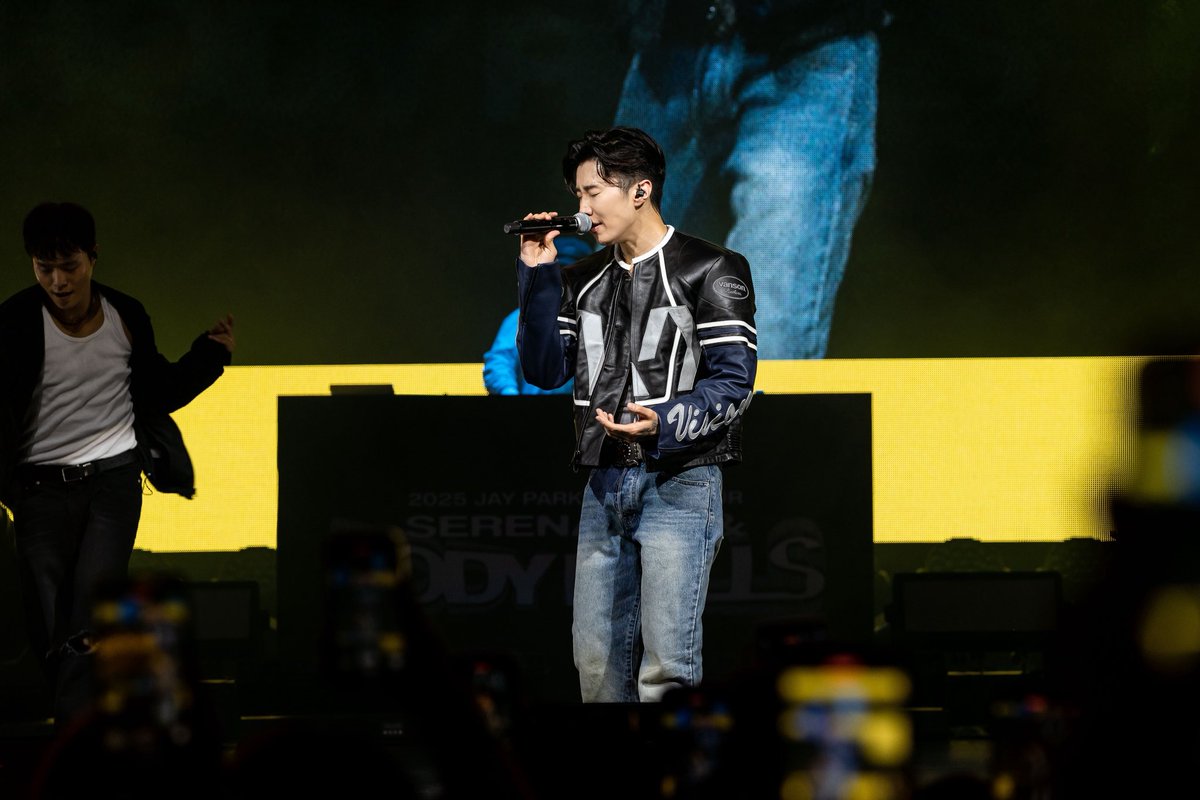 livenationph's tweet image. Still recovering from 2025 Jay Park World Tour [Serenades &amp;amp; Body Rolls] in Manila 😍Photos can’t capture the way that night felt 🔥

Thank you, Jay Park 🫶🏻

#박재범 #JayPark
#2025JayParkWorldTour #SerenadesAndBodyRolls 
#SerenadesAndBodyRolls_In_Manila 
#MOREVISION #모어비전