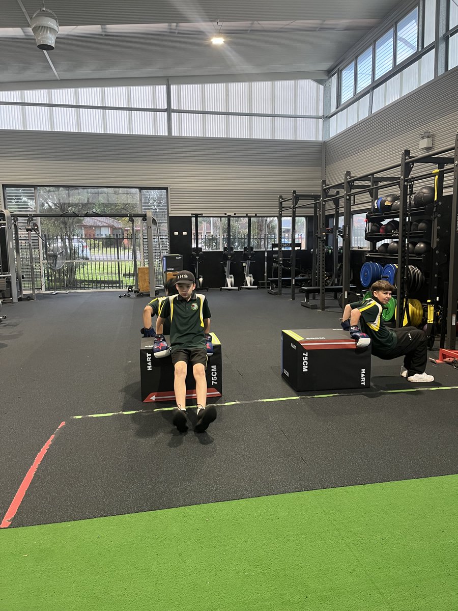 HighIngleburn's tweet image. Ingleburn High School would like to congratulate our dedicated students who have participated in the PCYC Fit for Life program throughout Term 2!
Each week, these students have shown incredible commitment by arriving at school at 6:45 AM to attend sessions at PCYC Campbelltown,…