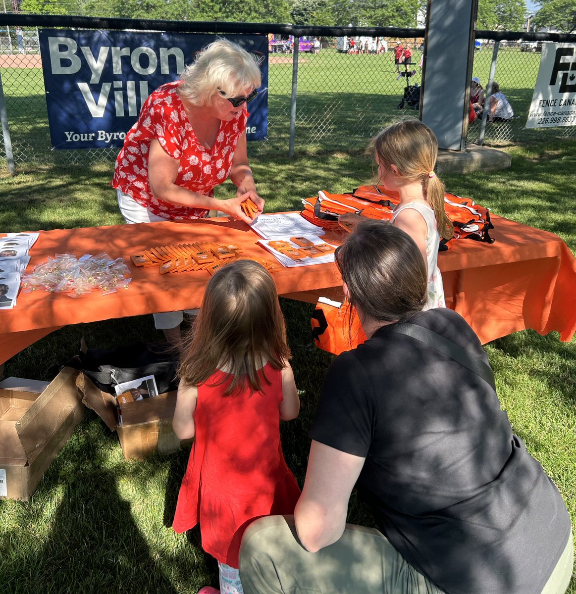 Many thanks to the volunteers of the Byron-Springbank Legion for hosting a terrific neighbourhood BBQ, and to the hardworking Optimists of Byron for the always spectacular fireworks. Happy Canada Day London! #LdnOnt